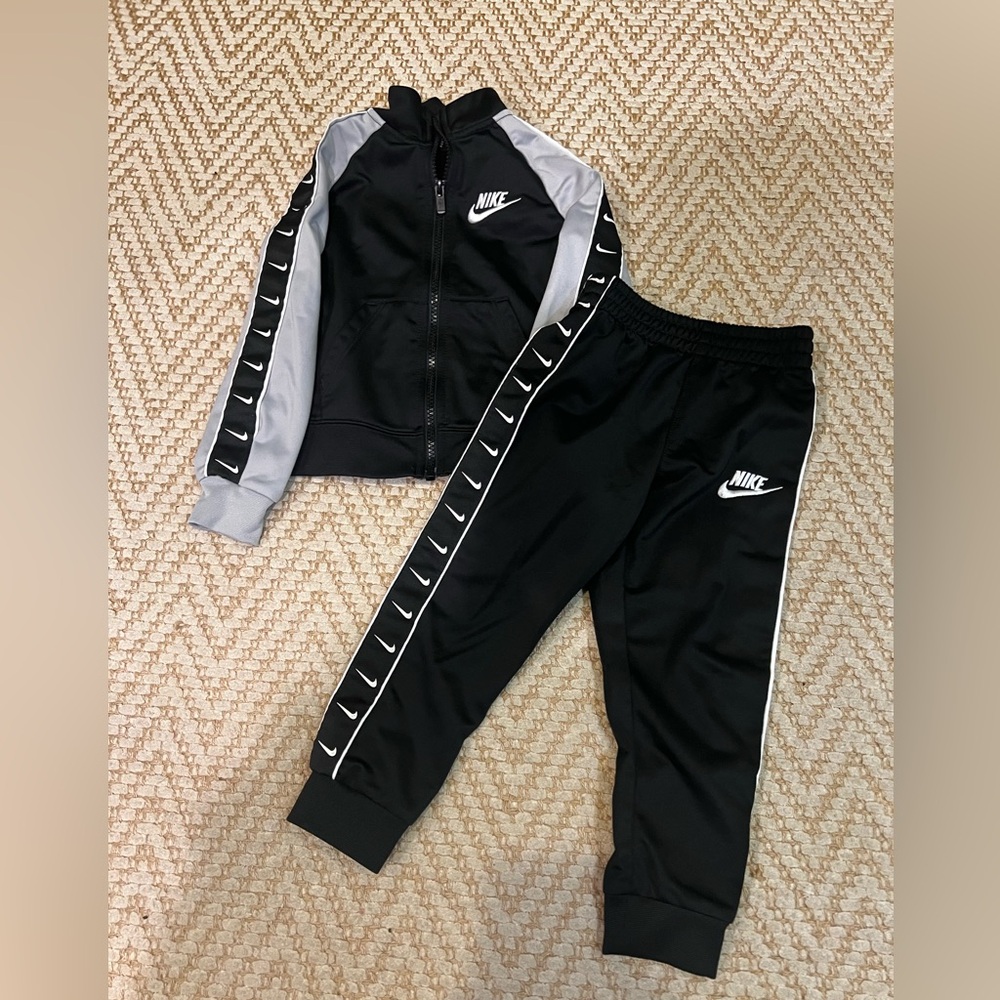 Kids Nike Set